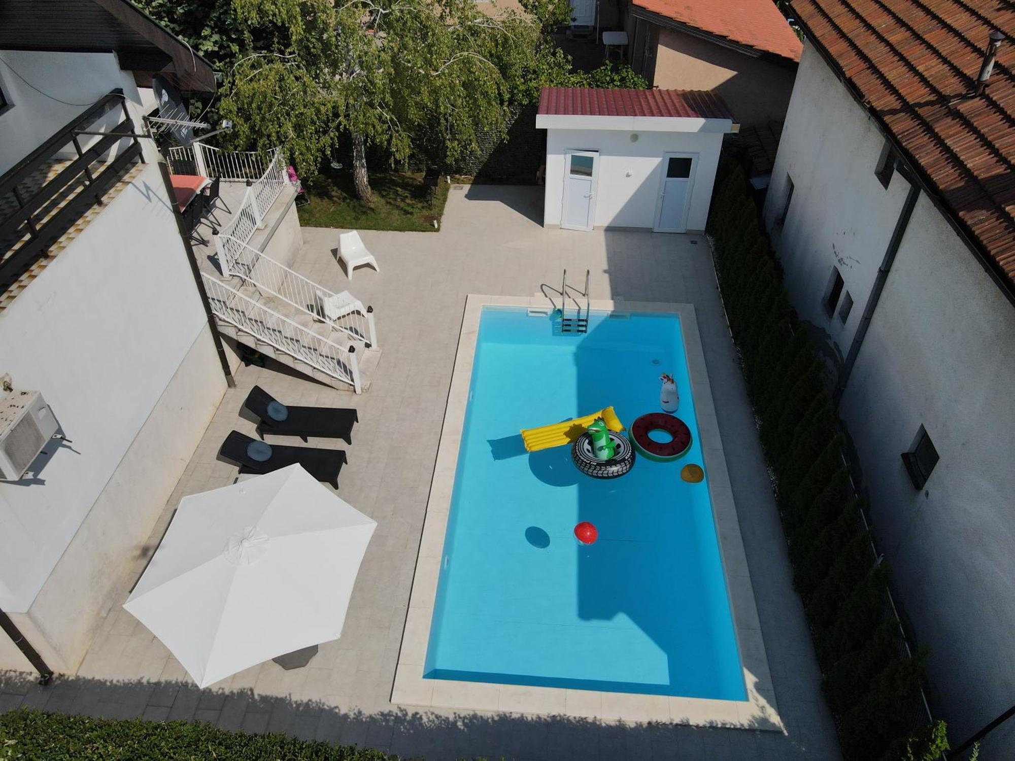 Villa Mina Kladovo, 5-Bedroom Villa With Pool For Up To 12 People Екстериор снимка